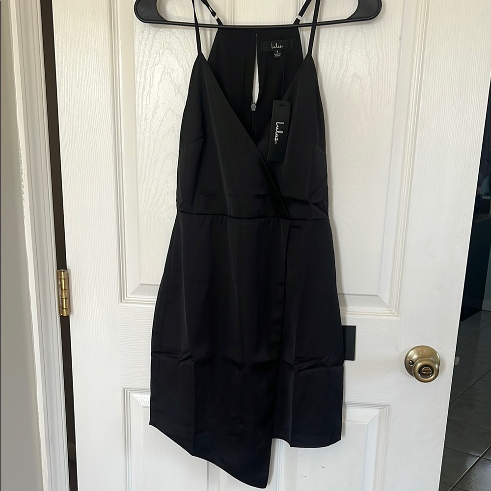 Lulu's Black Sleeveless Dress